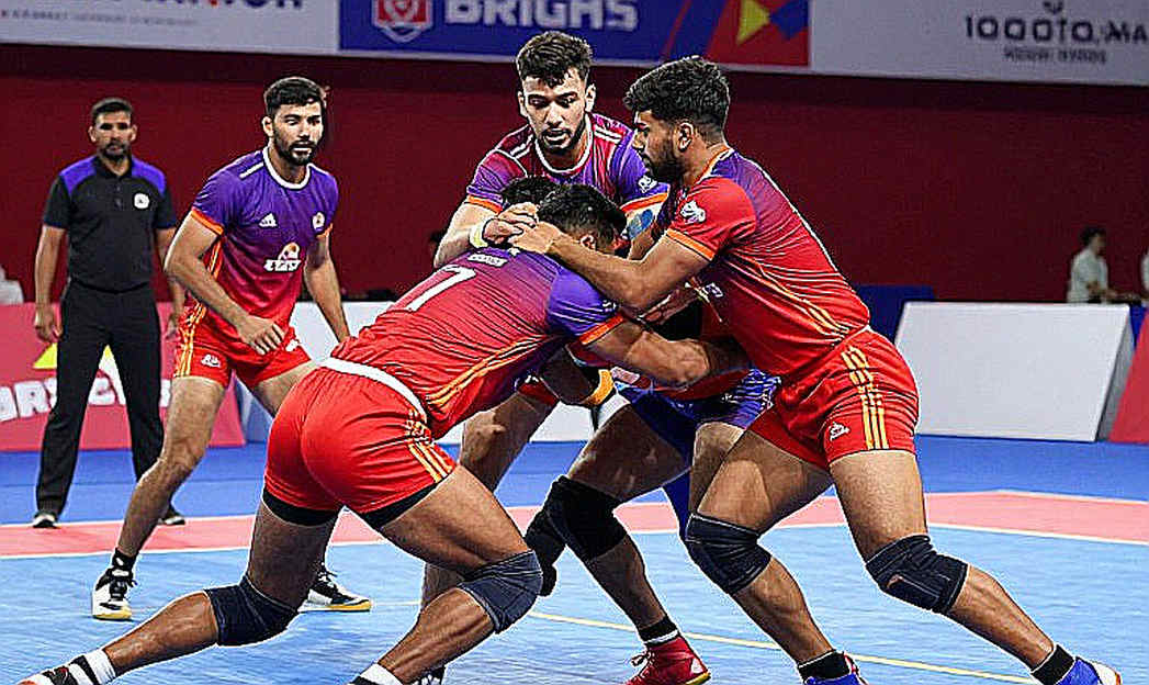 ৩১-১৭ থেকে ৪৮-২৪: নেপালকে উড়িয়ে ফাইনালে ভারত, কিন্তু তিনটি অল-আউটের হিসাবটা কেউ মেলাচ্ছে না