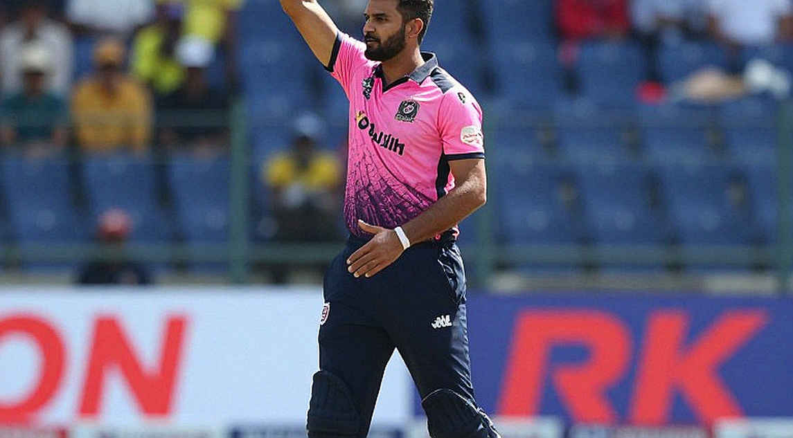 খালি স্ট্যান্ড, ভরা খাতা: বাংলাদেশের ঘরোয়া প্রথম শ্রেণির ক্রিকেট আসলে কী তৈরি করছে